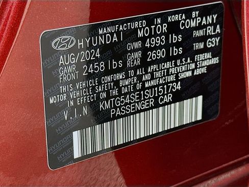 Certified 2025 Genesis G70 3.3T Advanced w/ Sport Prestige Package image 33