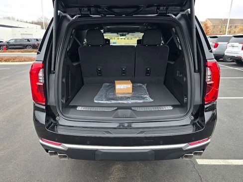 New 2026 GMC Yukon XL Denali w/ Denali Reserve Package AWD/4WD image 32