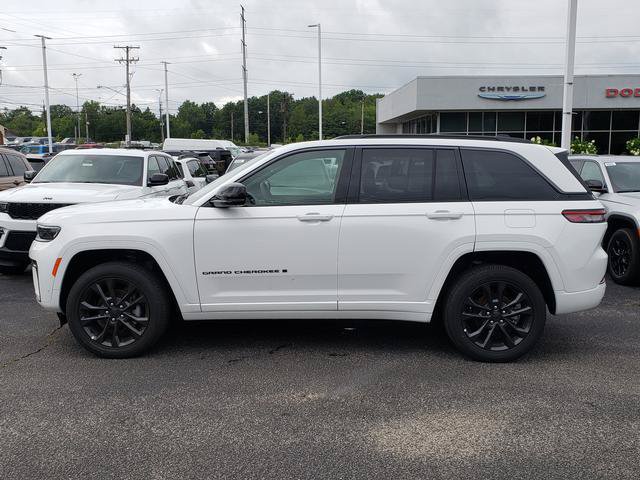 New 2026 Jeep Grand Cherokee Limited AWD/4WD image 2