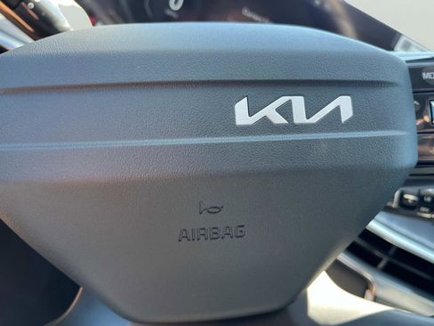 New 2026 Kia Sorento SX image 31