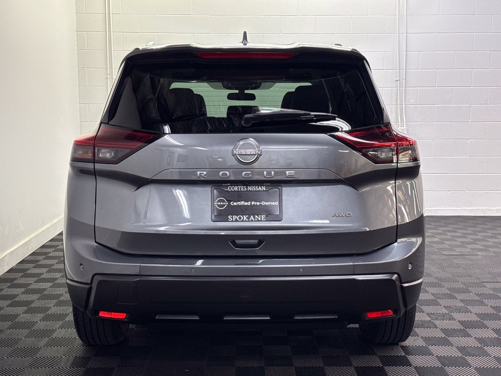 Certified 2025 Nissan Rogue SV w/ SV Premium Package AWD/4WD image 8