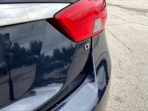 Used 2018 Chevrolet Impala LT FWD image 26