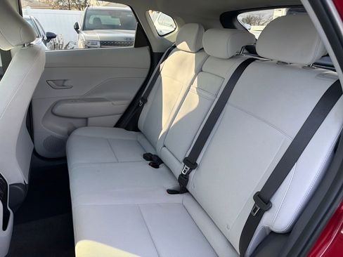 Used 2025 Hyundai Kona SEL image 15