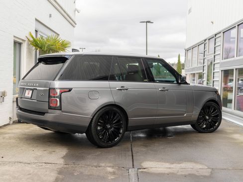 Used 2020 Land Rover Range Rover HSE image 7