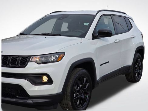 New 2026 Jeep Compass Latitude AWD/4WD image 43