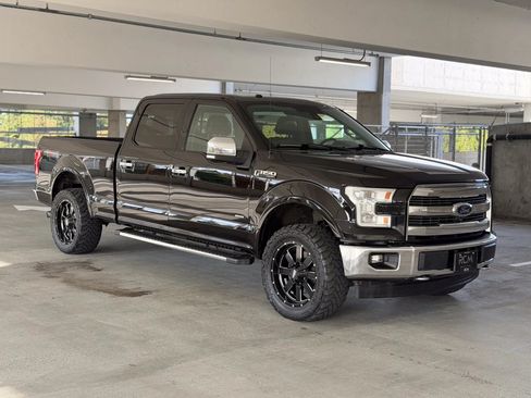 Used 2016 Ford F150 Lariat w/ Equipment Group 502A Luxury AWD/4WD image 3