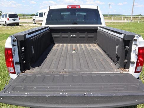 Used 2017 RAM 1500 Tradesman w/ Popular Equipment Group AWD/4WD image 19