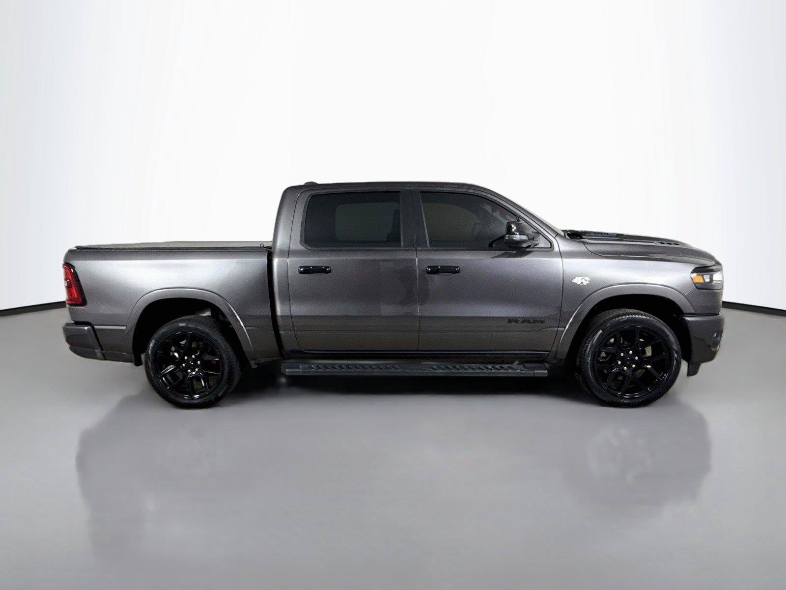 Used 2026 RAM 1500 Laramie w/ Night Edition AWD/4WD image 18