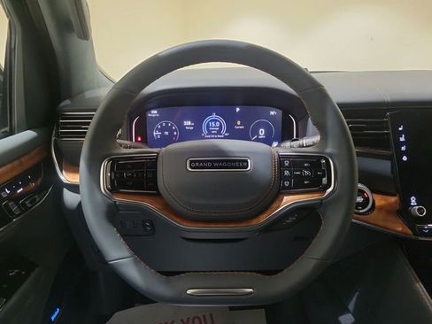 Used 2022 Jeep Grand Wagoneer Series II w/ Flexible Seating Group image 3