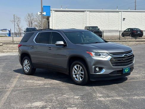 Used 2020 Chevrolet Traverse LT image 7