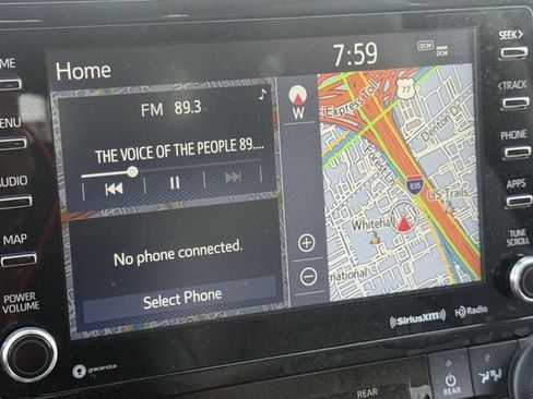 Used 2022 Toyota Highlander XLE FWD image 20