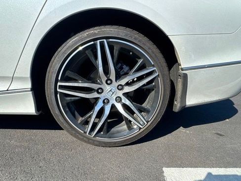Used 2022 Honda Accord Touring image 5