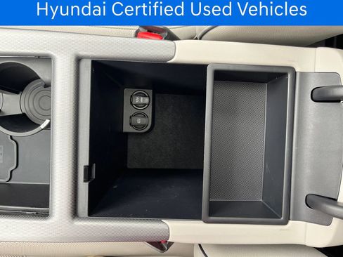 Used 2023 Hyundai Palisade Limited w/ Winter Package AWD/4WD image 39