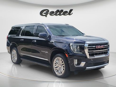 Used 2024 GMC Yukon XL SLT w/ SLT Luxury Package AWD/4WD image 3