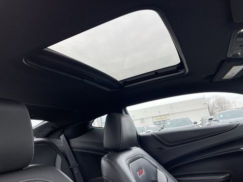 Used 2016 Chevrolet Camaro SS image 14