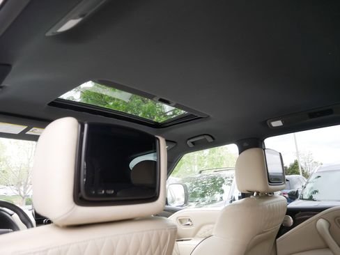 Certified 2022 INFINITI QX80 Sensory w/ Cargo Package AWD/4WD image 32