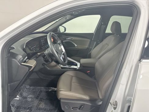 Used 2025 Audi Q5 Premium Plus w/ Premium Plus AWD/4WD image 10