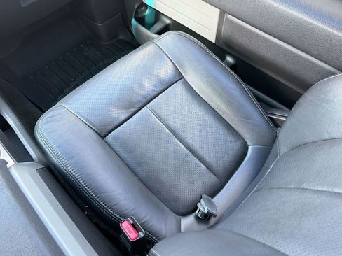 Used 2014 Ford F150 FX4 w/ Equipment Group 402A Luxury image 30