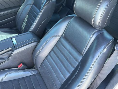 Used 2013 Ford Mustang GT Premium w/ Security Pkg RWD image 23