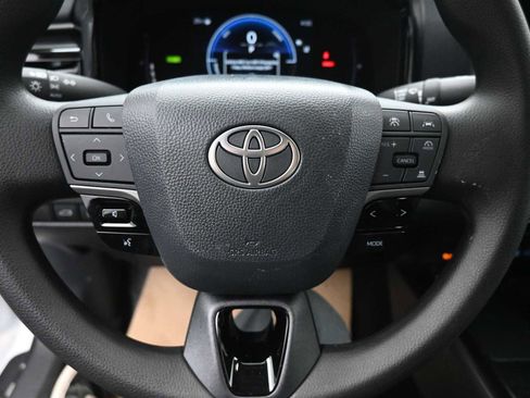 New 2026 Toyota Camry LE image 6