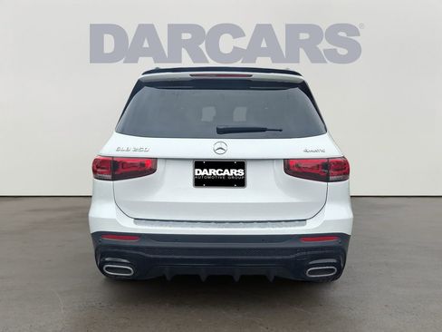 Used 2020 Mercedes-Benz GLB 250 4MATIC image 6