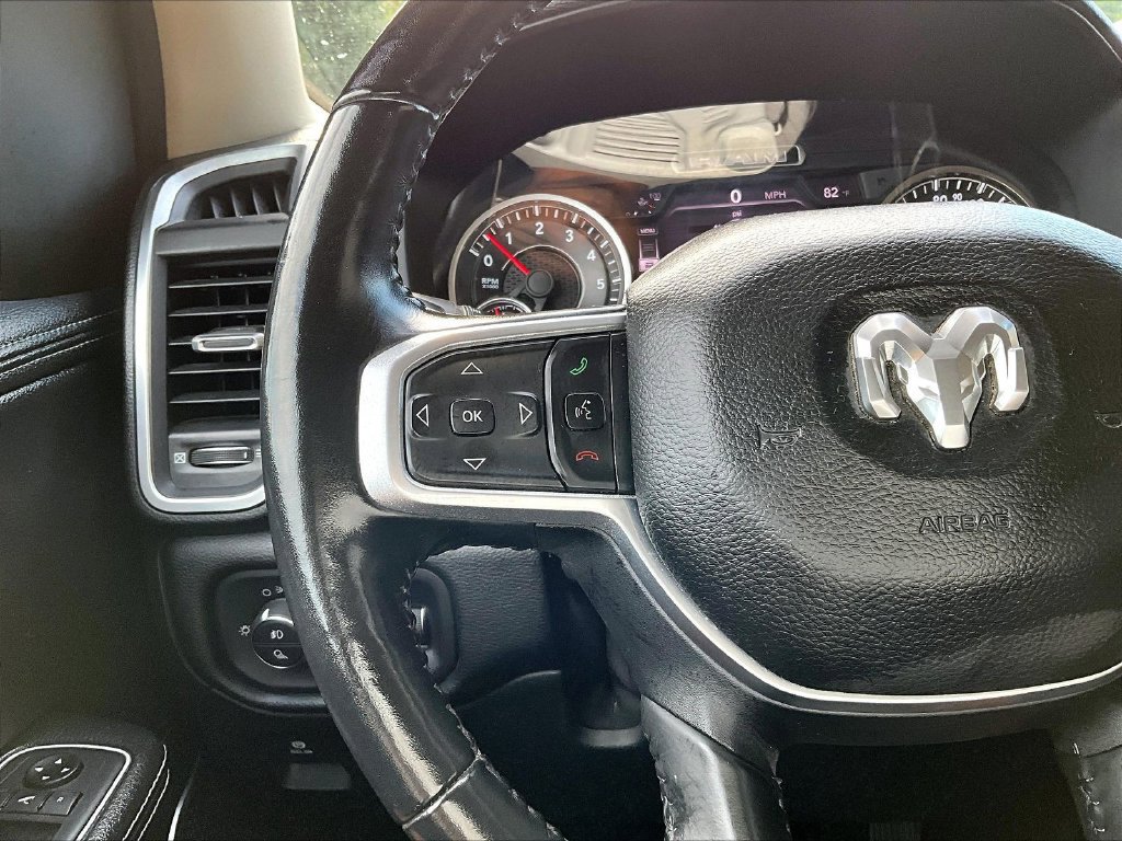 Used 2020 RAM 1500 Laramie AWD/4WD image 15