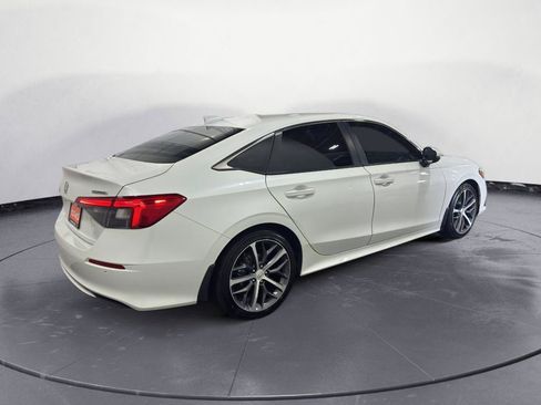 Used 2023 Honda Civic Touring image 8