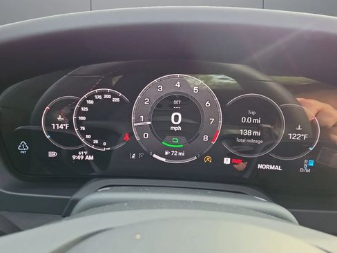 Used 2025 Porsche 911 Carrera 4 GTS image 16