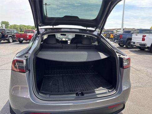 Used 2025 Tesla Model Y Performance AWD/4WD image 26