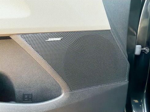 Used 2022 Kia Sorento SX Prestige w/ Panoramic Sunroof Package image 24