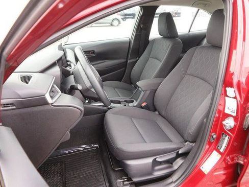 Used 2024 Toyota Corolla LE image 8