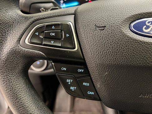 Used 2017 Ford Escape SE AWD/4WD image 32