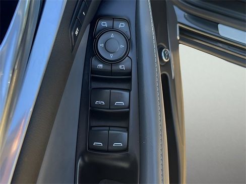 Used 2020 Buick Enclave Premium w/ Surround and Sites Package image 15