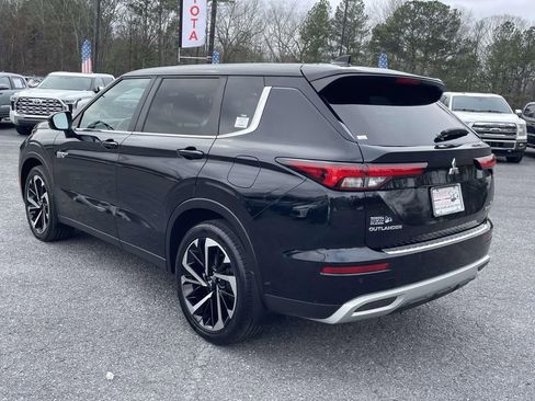 Used 2024 Mitsubishi Outlander SEL image 4