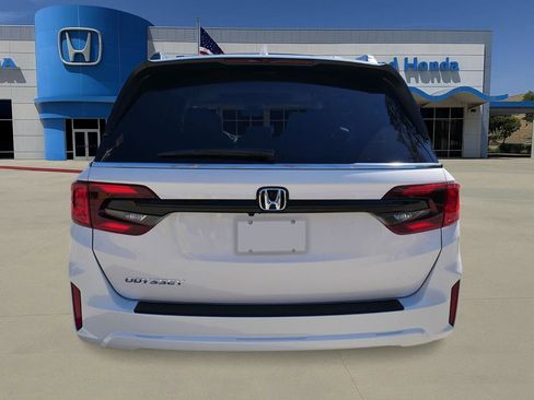 New 2026 Honda Odyssey EX-L image 3