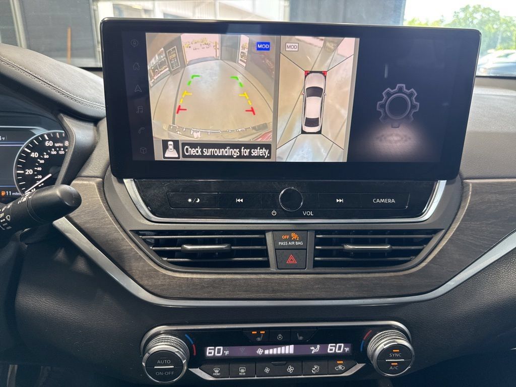 Used 2023 Nissan Altima 2.5 SL AWD/4WD image 17