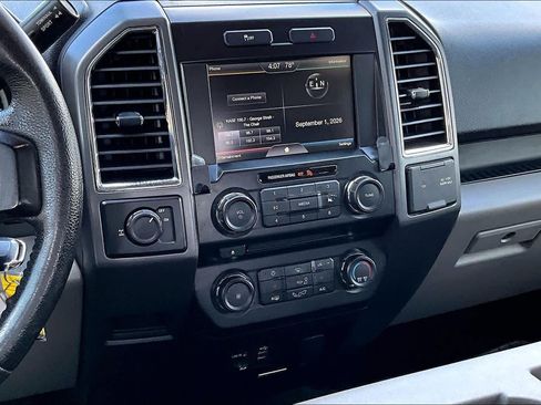 Used 2015 Ford F150 XLT w/ Equipment Group 302A Luxury RWD image 9