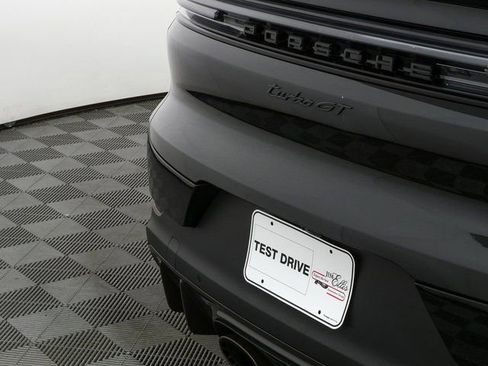 Certified 2025 Porsche Cayenne Turbo GT image 37