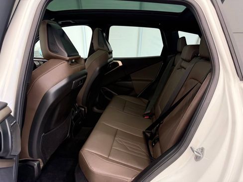 Used 2025 BMW X3 xDrive30 AWD/4WD image 19
