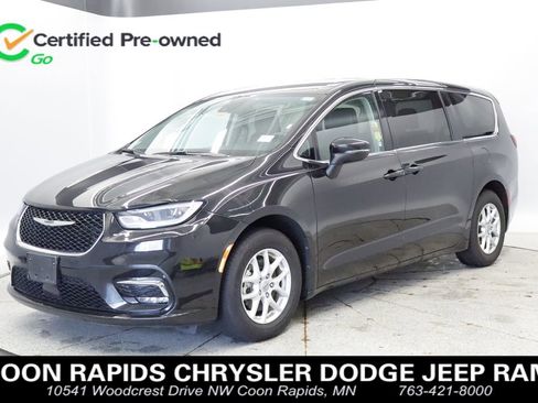 Certified 2023 Chrysler Pacifica Touring-L FWD image 1