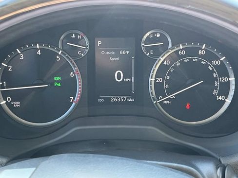 Used 2023 Lexus GX 460 Premium AWD/4WD image 53