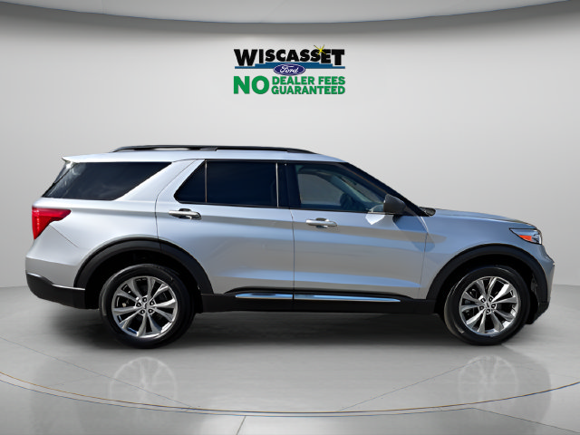 Certified 2023 Ford Explorer XLT w/ Equipment Group 202A AWD/4WD image 6