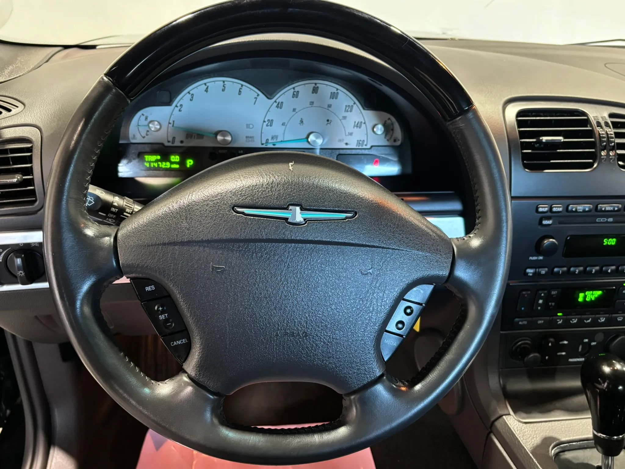 Used 2002 Ford Thunderbird RWD image 15
