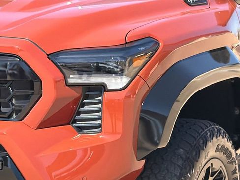 Used 2024 Toyota Tacoma TRD Pro AWD/4WD image 4