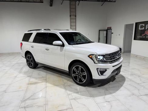 Used 2019 Ford Expedition Limited w/ Texas Edition Package AWD/4WD image 3