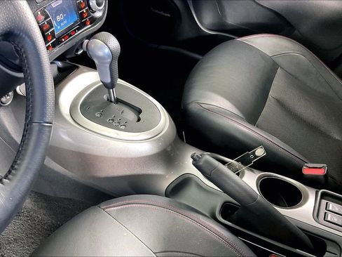 Used 2013 Nissan Juke SL image 19