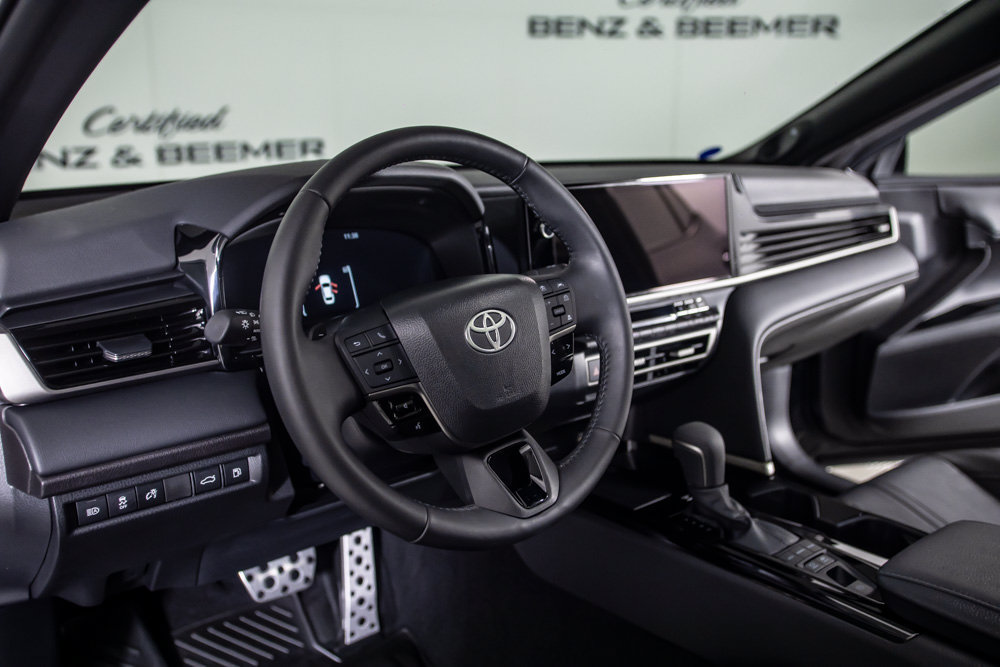 Used 2026 Toyota Camry XSE w/ Premium Package FWD image 19
