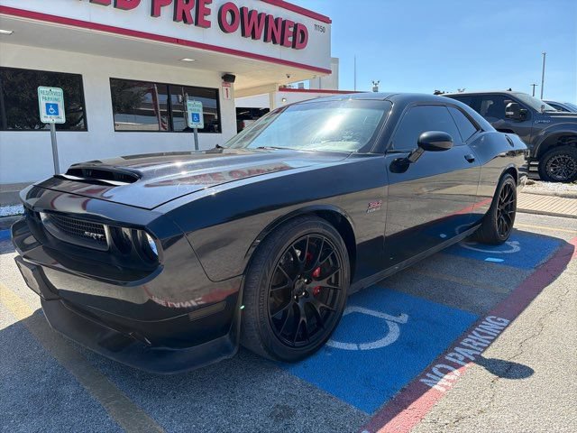 Used 2014 Dodge Challenger SRT8 w/ Harman/Kardon Audio Group RWD image 3