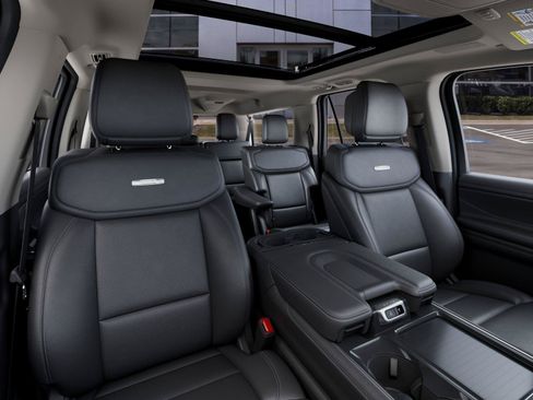 New 2027 Ford Expedition Max Platinum w/ Driver's Package RWD image 10