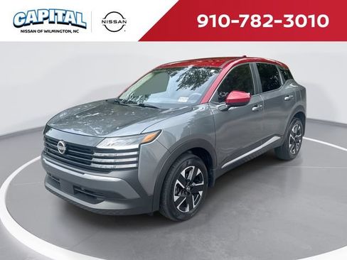 Used 2025 Nissan Kicks SV w/ Charging Package AWD/4WD image 1